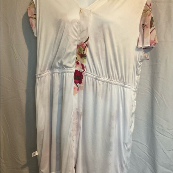 Lane Bryant plus size Flutter Sleeve Belted Dress.  White Floral. Lined. - Picture 6 of 8